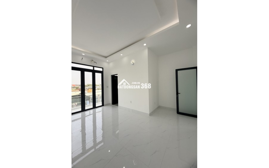 Villa vườn hiếm 6x33m ngay chợ Long Thượng – sân cực rộng, nhìn là mê. Giá full 4Ty250. SHR Hoàn Công
